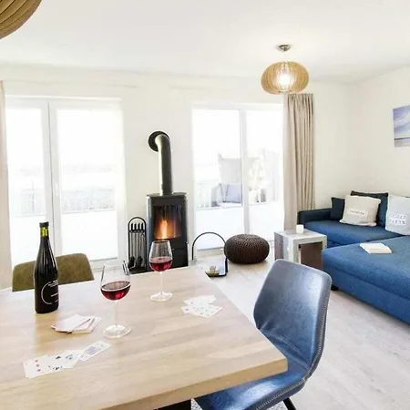 Semesterbostad Luxury Semi-detached In