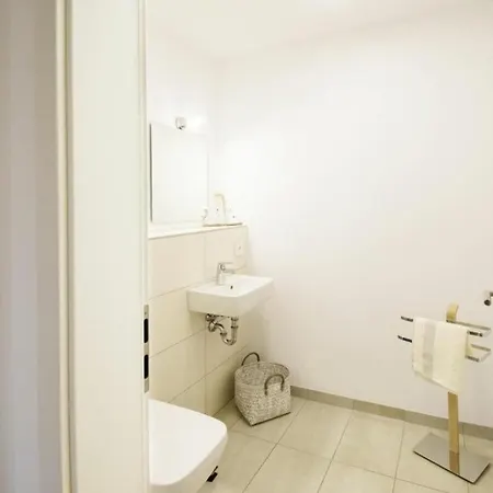 Luxury Semi-detached In Semesterbostad Olpenitz