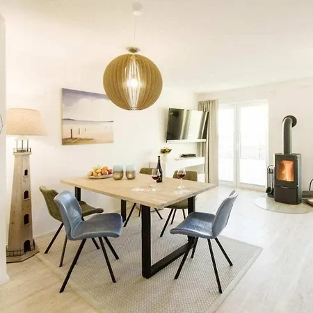Luxury Semi-detached In Semesterbostad *