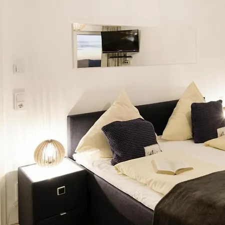 Luxury Semi-detached In Semesterbostad