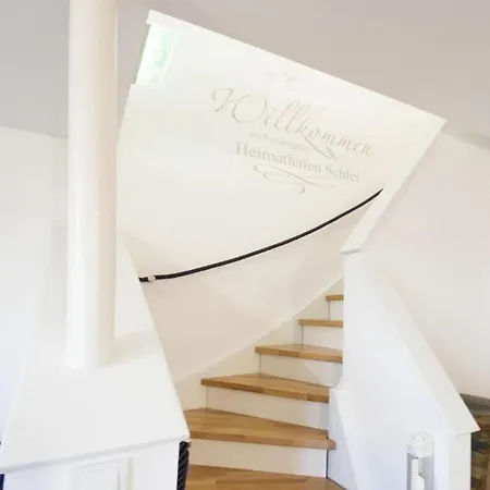 Luxury Semi-detached In Semesterbostad Olpenitz